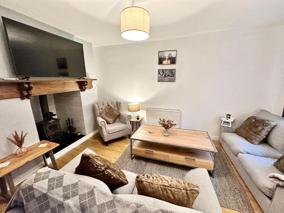Cottage,Cinema Room,Log Burner Blaenavon Bagian luar foto