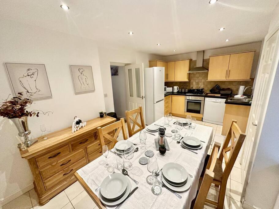 Cottage,Cinema Room,Log Burner Blaenavon Bagian luar foto