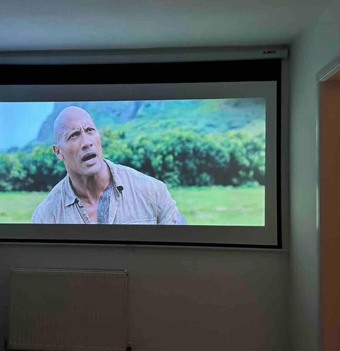 Cottage,Cinema Room,Log Burner Blaenavon Bagian luar foto