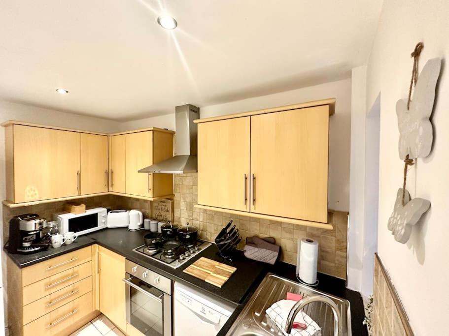 Cottage,Cinema Room,Log Burner Blaenavon Bagian luar foto